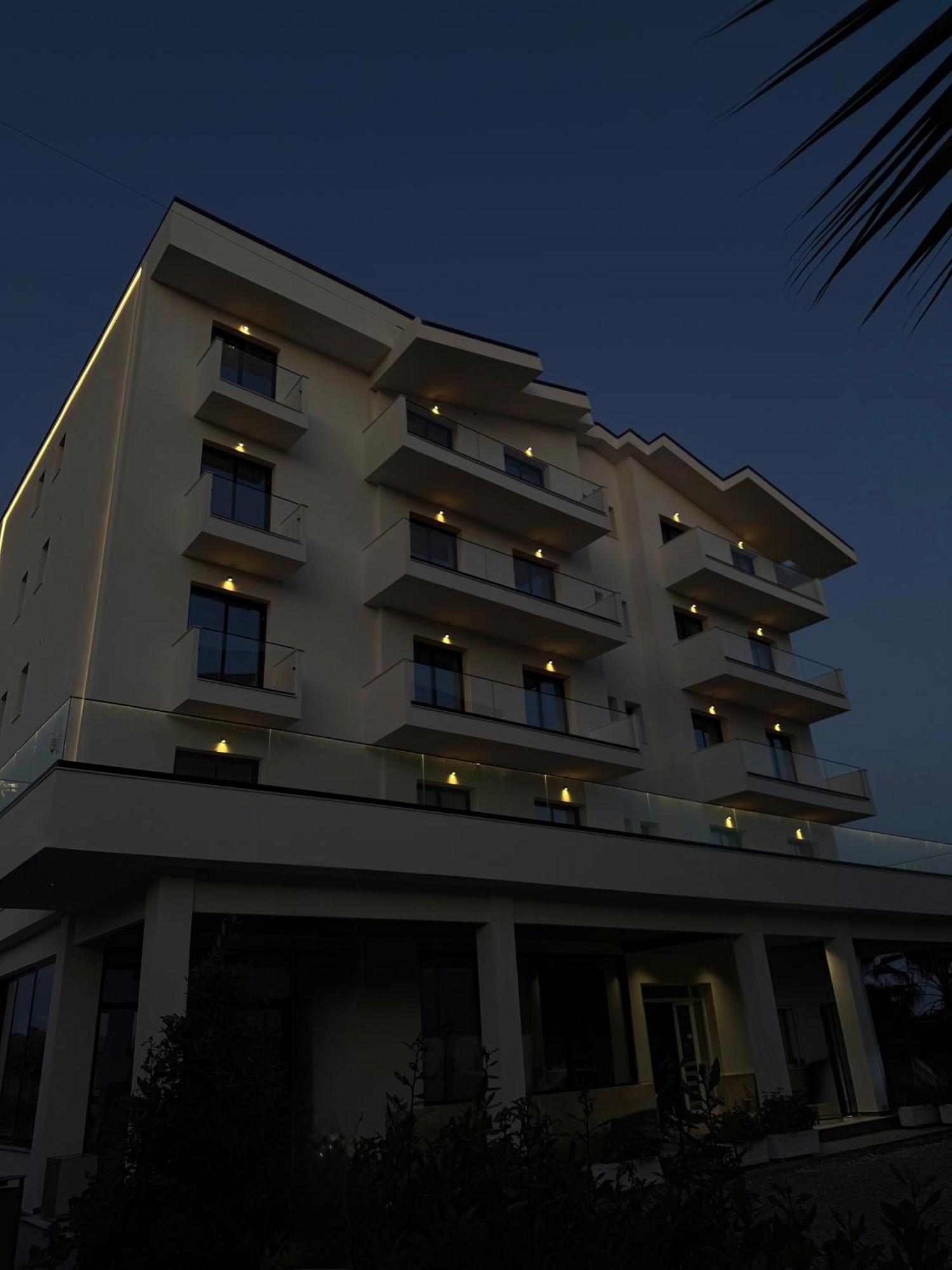 Hotel Imperial Spille Exterior foto